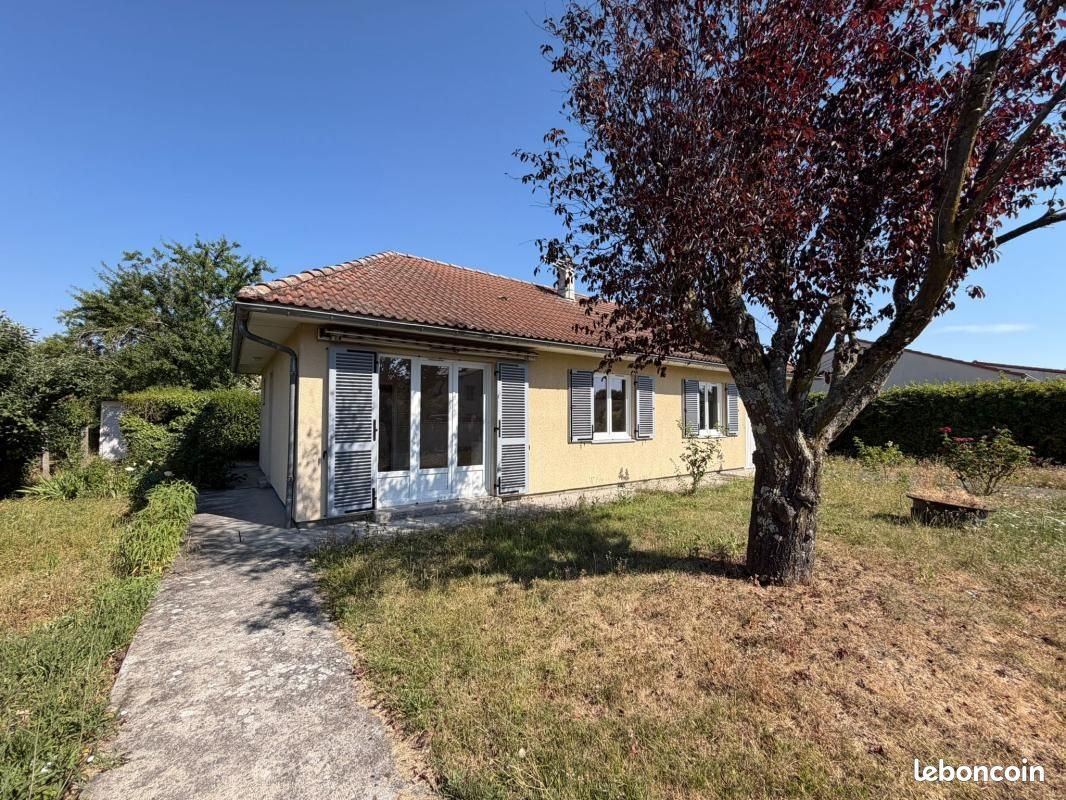 Maison à louer, 76m², Maringues