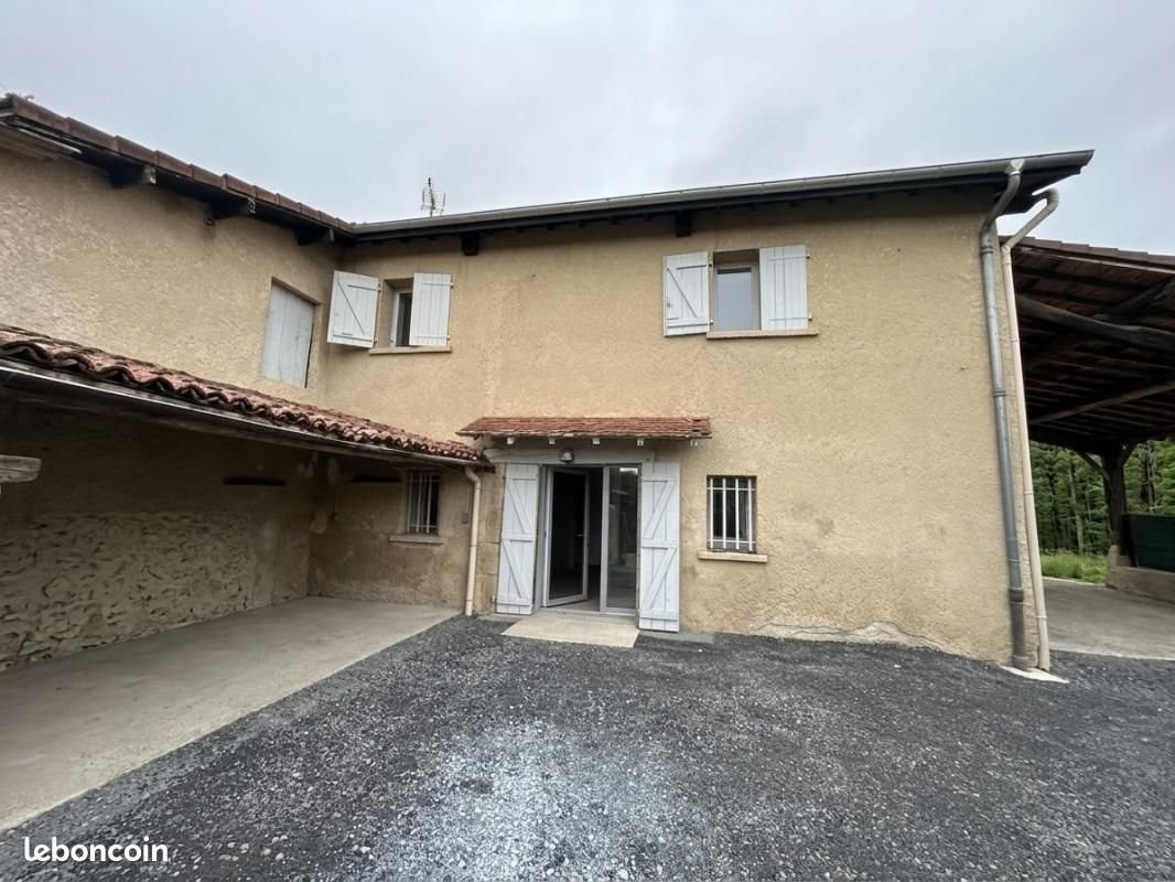 Maison à louer, 96m², Peschadoires