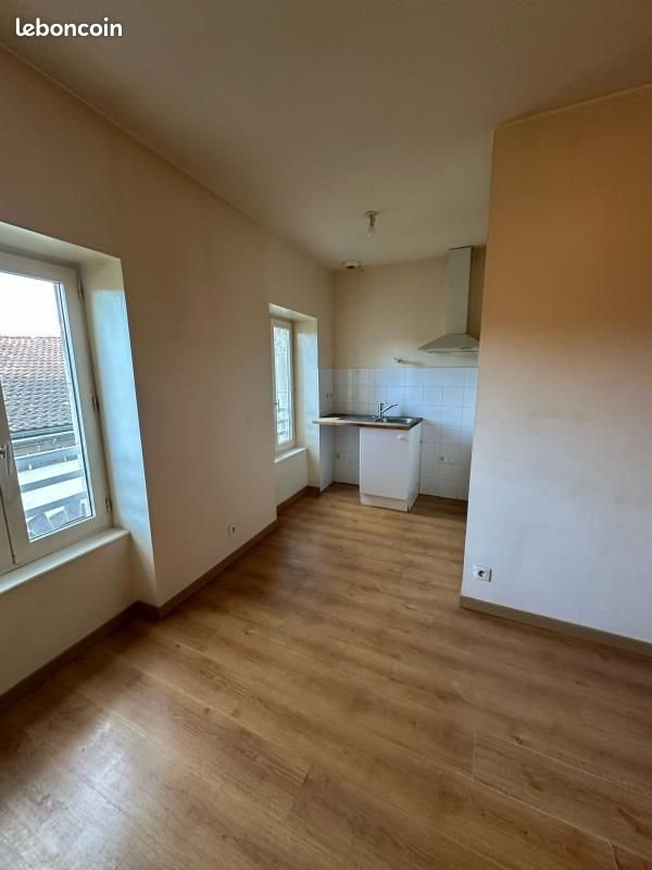 Appartement à louer, 46m², Aigueperse