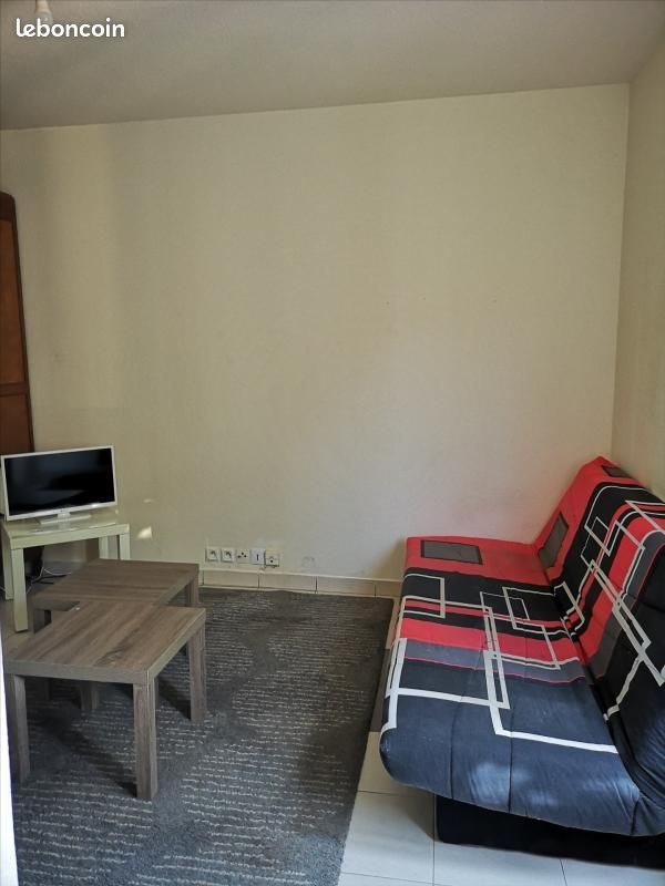 Appartement à louer, 16m², Manzat