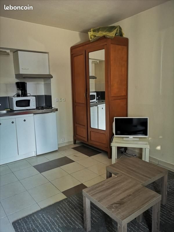 Appartement à louer, 16m², Manzat