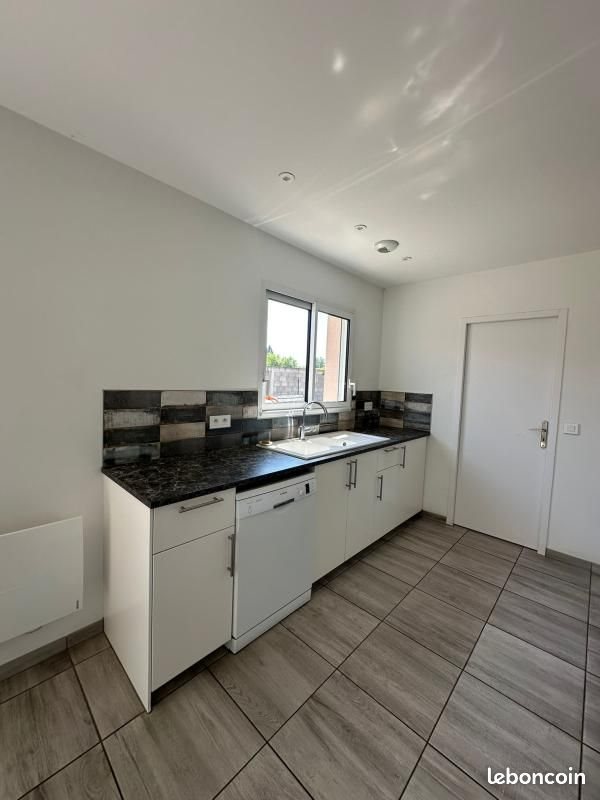 Maison à louer, 95m², Puy-Guillaume