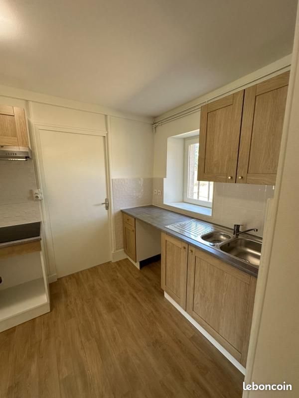 Maison à louer, 169m², Thiers