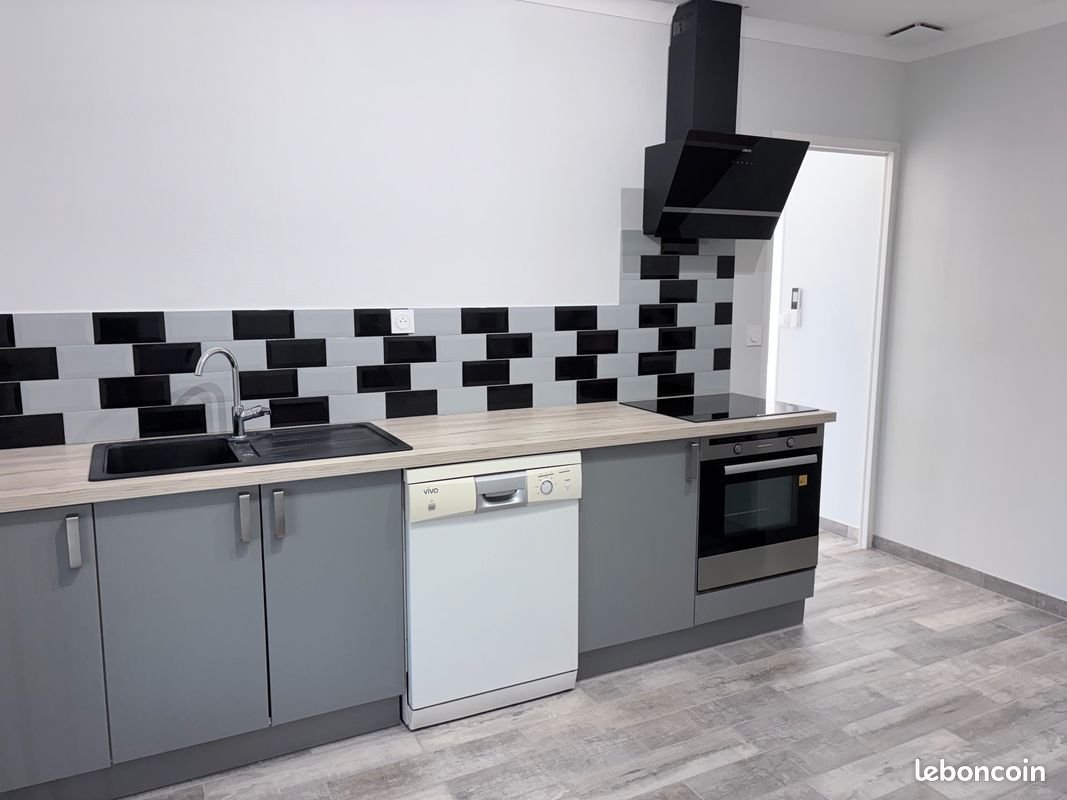 Maison à louer, 81m², Nouan-le-Fuzelier