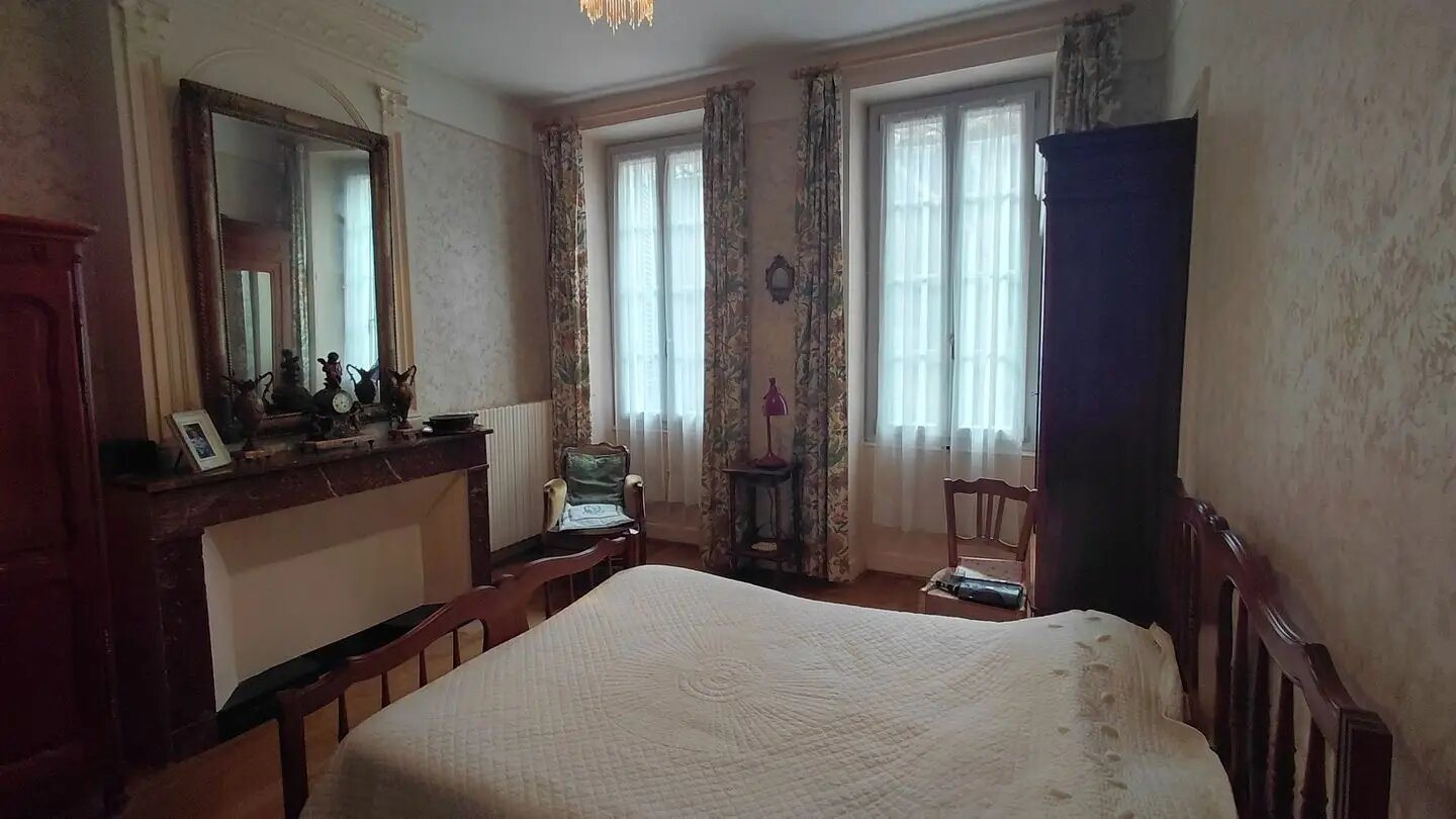 Maison à vendre, 219m², Bourg-Saint-Andéol