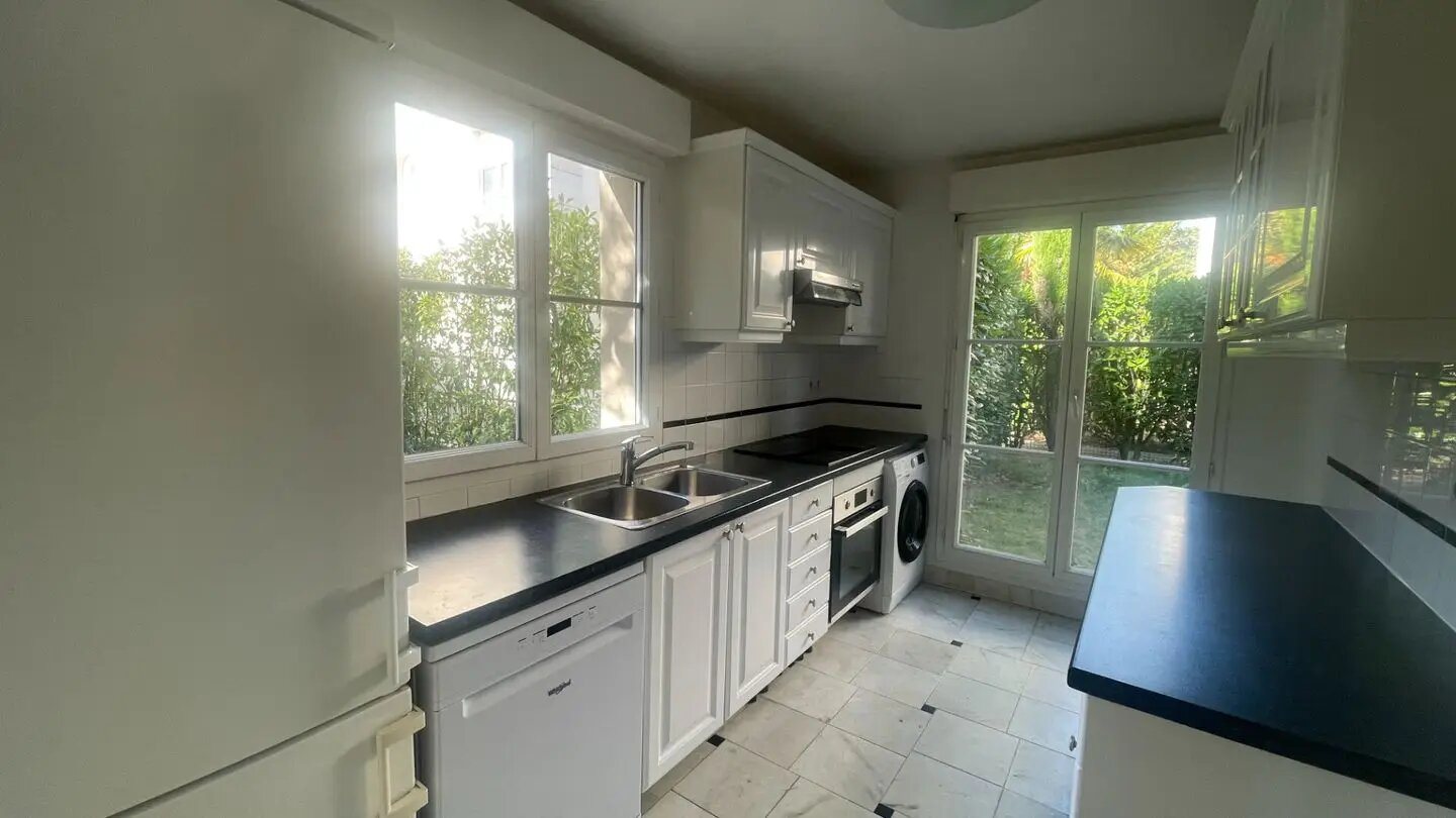 Maison à louer, 125m², Garches