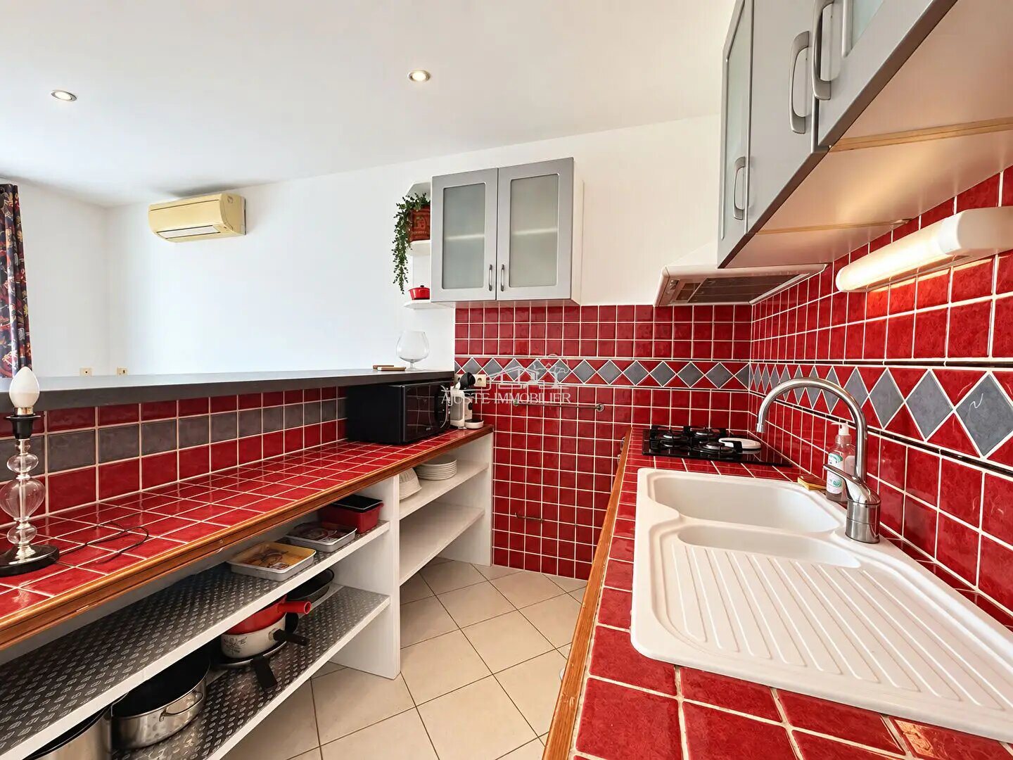 Appartement à louer, 35m², Marseille 16ème