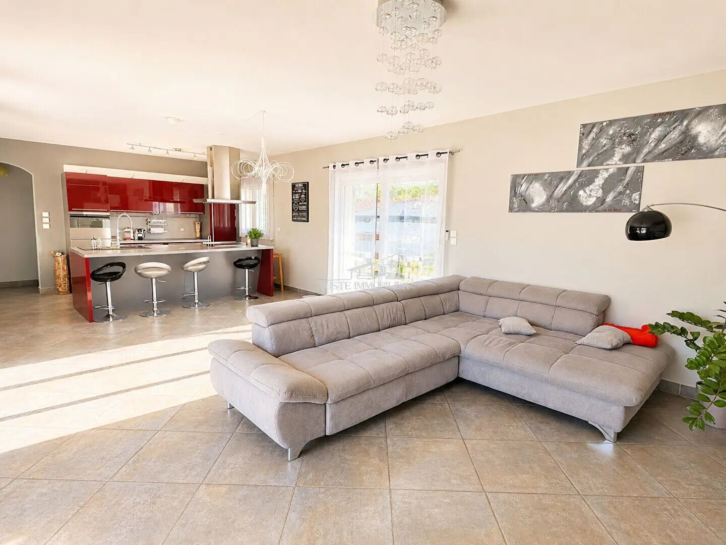 Maison à vendre, 137m², Marignane