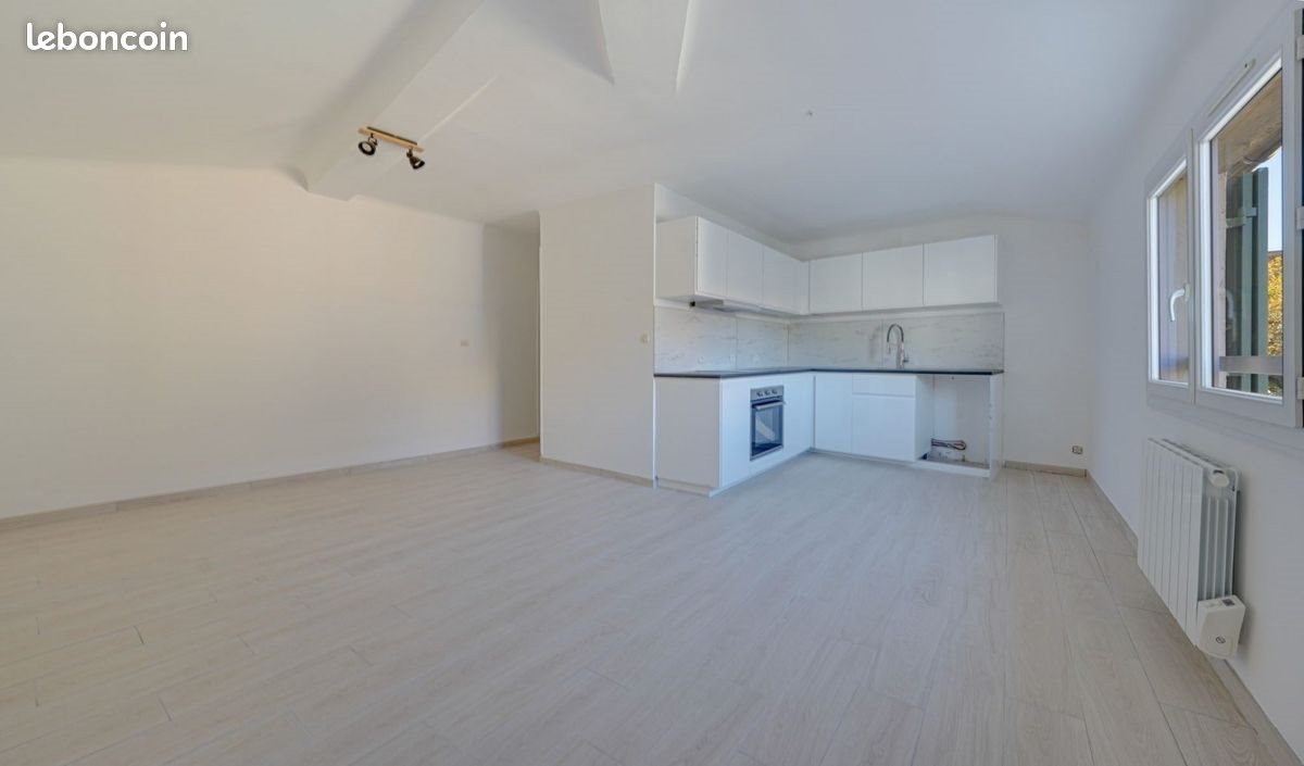 Appartement à louer, 60m², Saint-Chamas