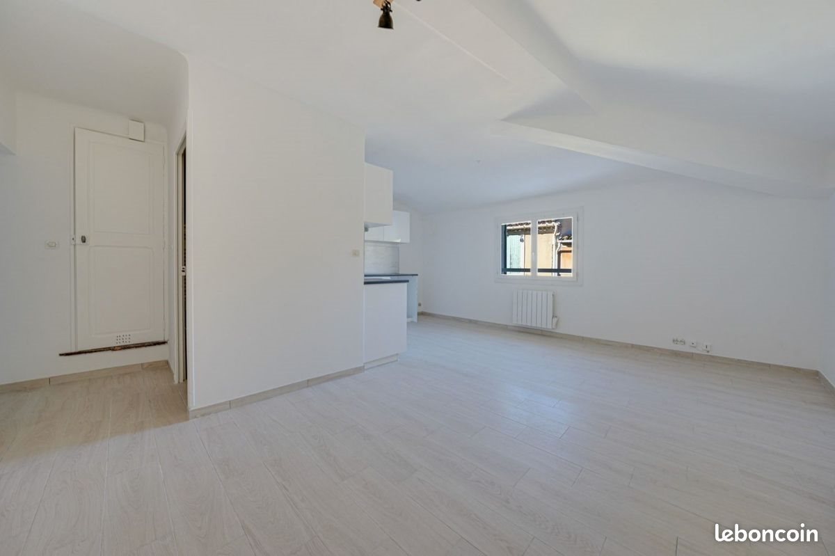 Appartement à louer, 60m², Saint-Chamas