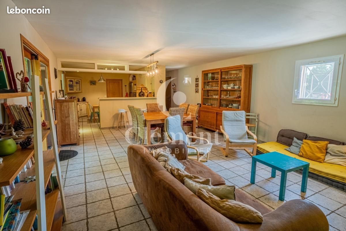 Maison à vendre, 142m², Piolenc