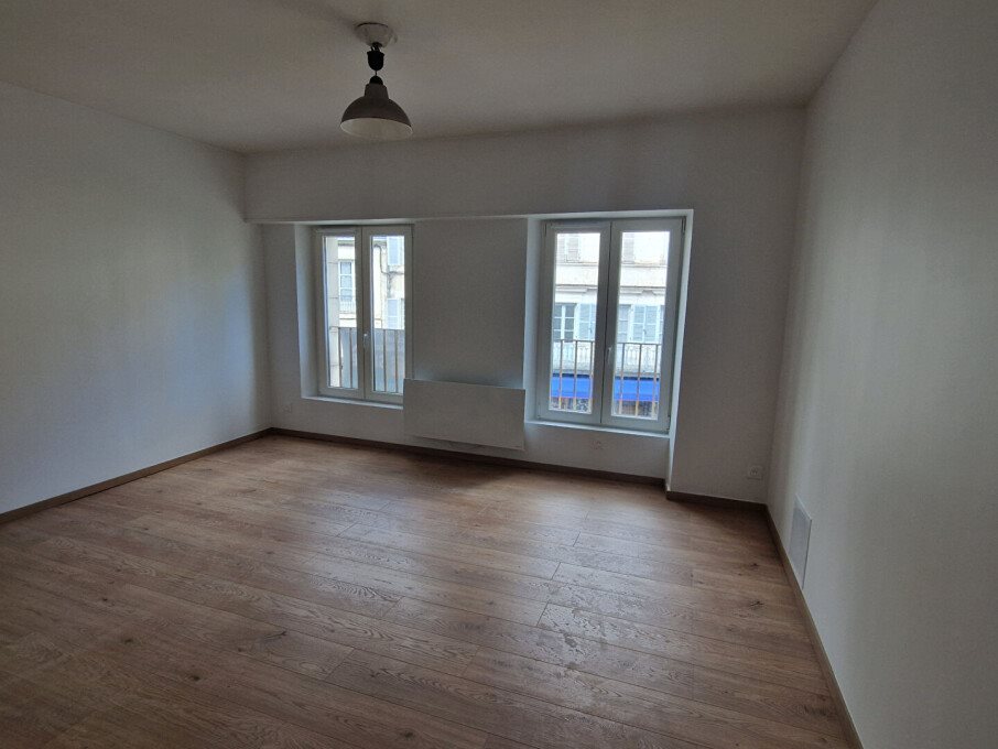 Appartement à louer, 25m², Nevers