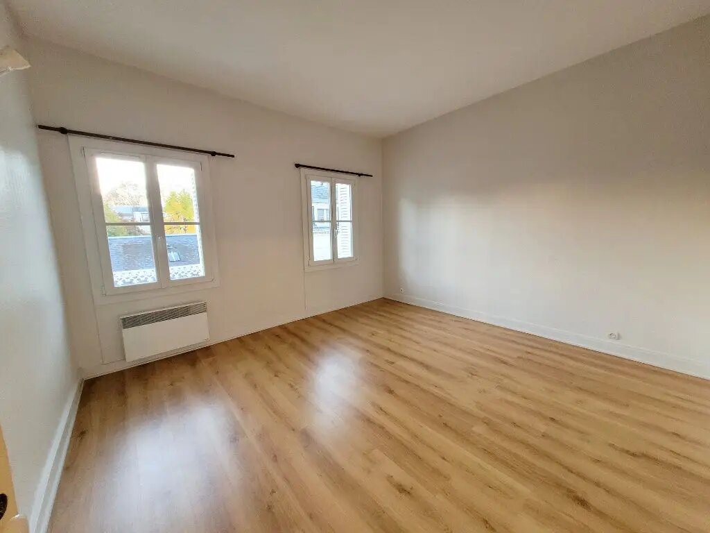 Appartement à louer, 19m², Tours
