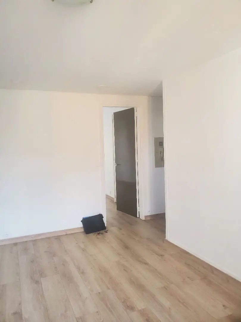 Appartement à louer, 68m², Paris 20ème