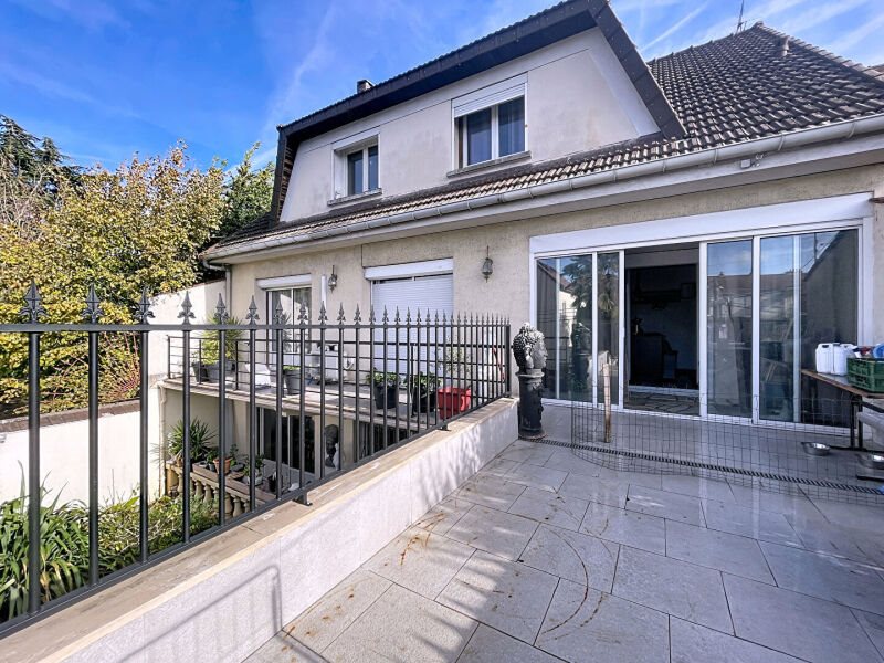Maison à vendre, 300m², Saint-Médard-en-Jalles