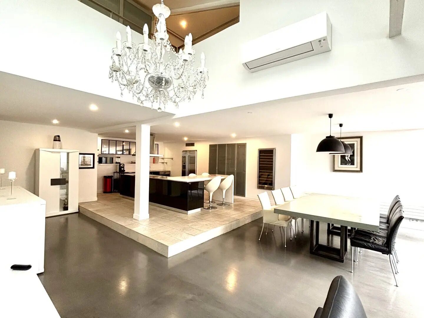 Appartement à vendre, 187m², Romainville