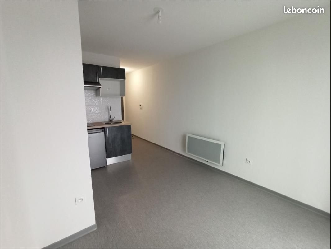 Appartement à louer, 18m², Nîmes