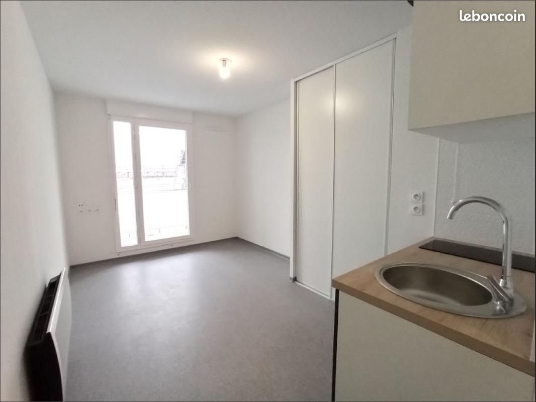 Appartement à louer, 18m², Nîmes