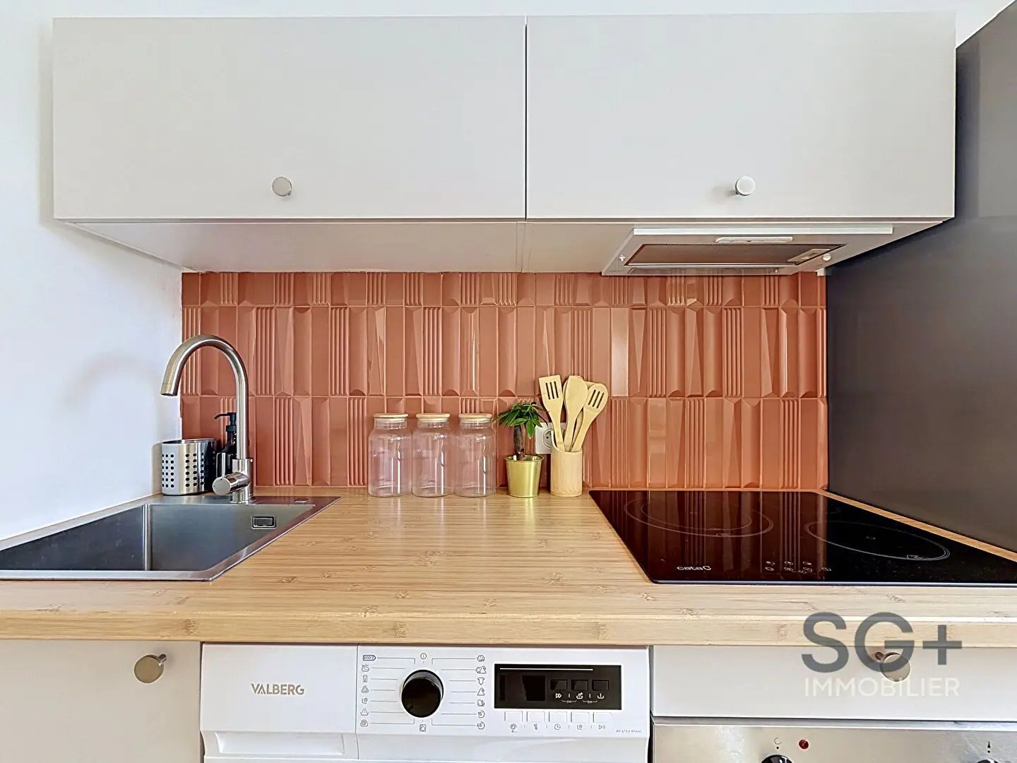 Appartement à louer, 37m², Marseille 8ème