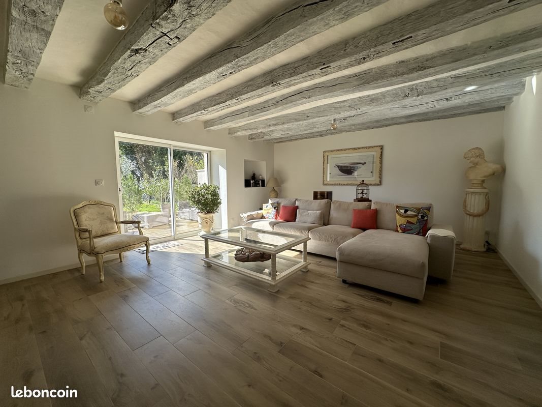 Maison à vendre, 105m², Cléré-les-Pins