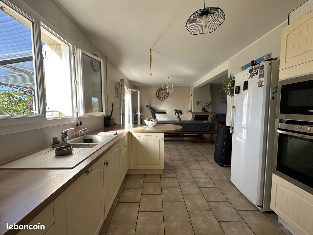 Maison à vendre, 120m², Ambillou