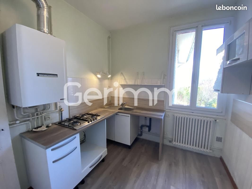 Appartement à louer, 76m², Seyssins