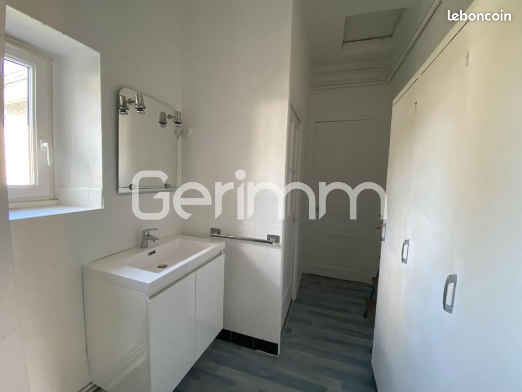 Appartement à louer, 76m², Seyssins