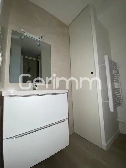 Appartement à louer, 18m², Saint-Martin-le-Vinoux