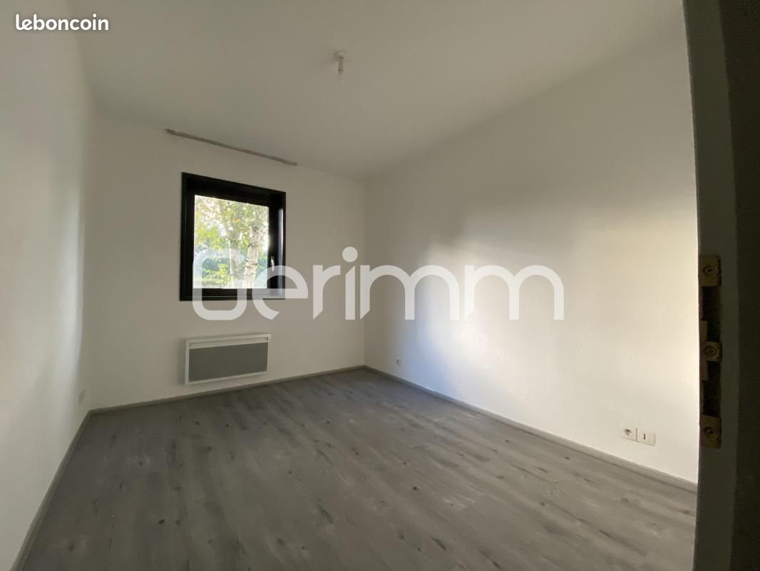 Appartement à louer, 66m², Gières