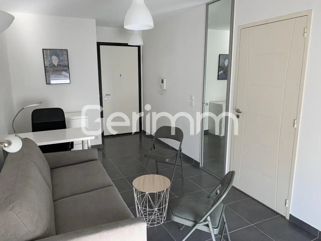 Appartement à louer, 27m², Grenoble