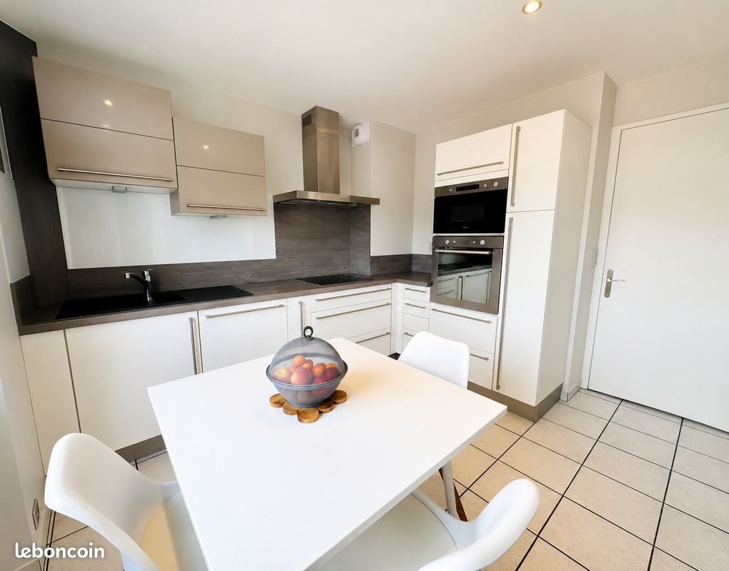 Appartement à vendre, 81m², Annecy