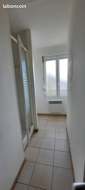 Appartement à louer, 33m², Neuville-Saint-Rémy