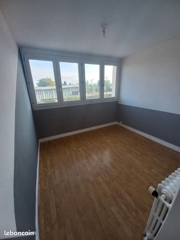 Appartement à louer, 72m², Jeumont
