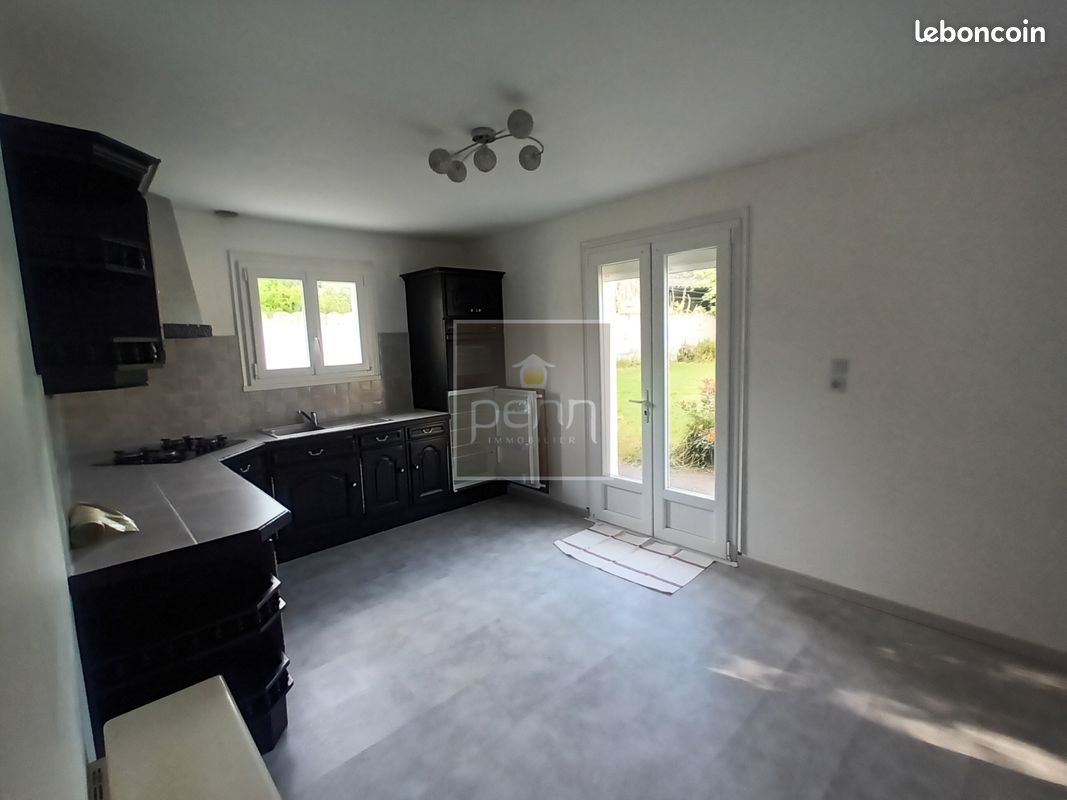 Maison à louer, 87m², Domalain