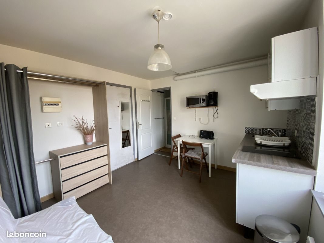 Appartement à louer, 13m², Loos