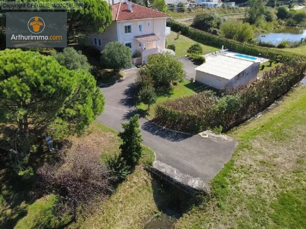 Maison à vendre, 167m², Sainte-Bazeille