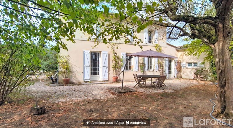 Maison à vendre, 166m², La Lande-de-Fronsac