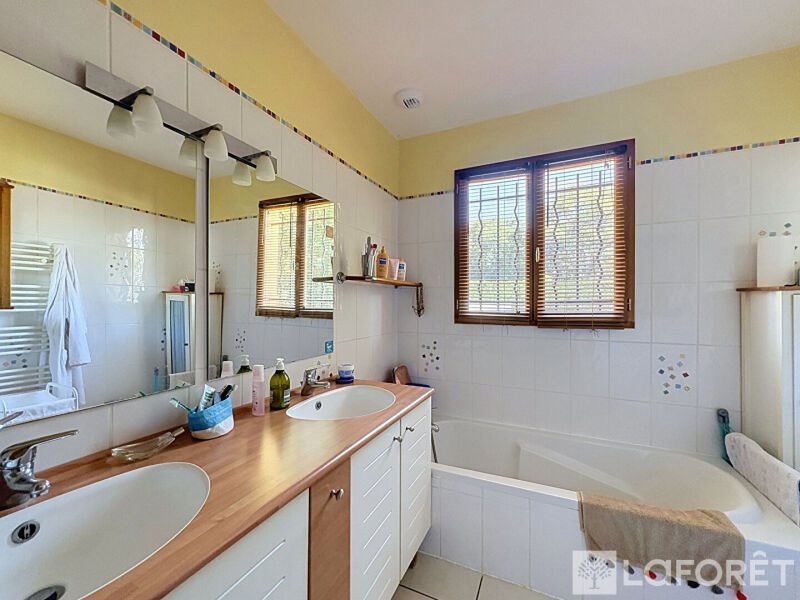 Maison à vendre, 110m², Laruscade