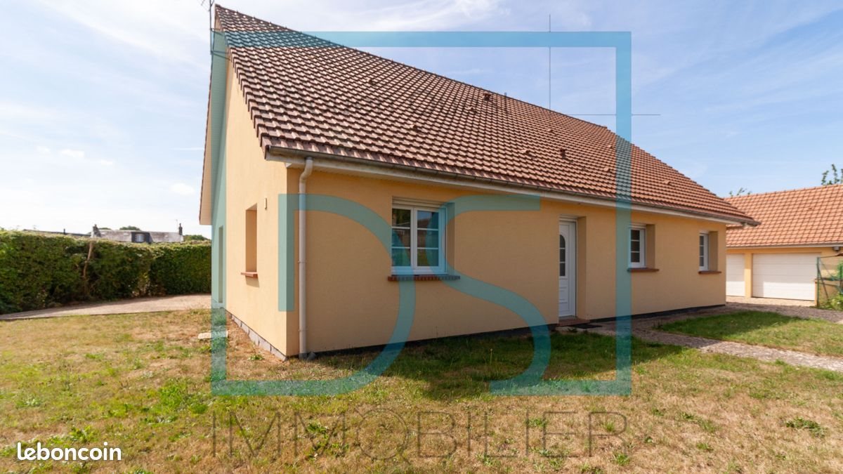 Maison à vendre, 111m², Sierville