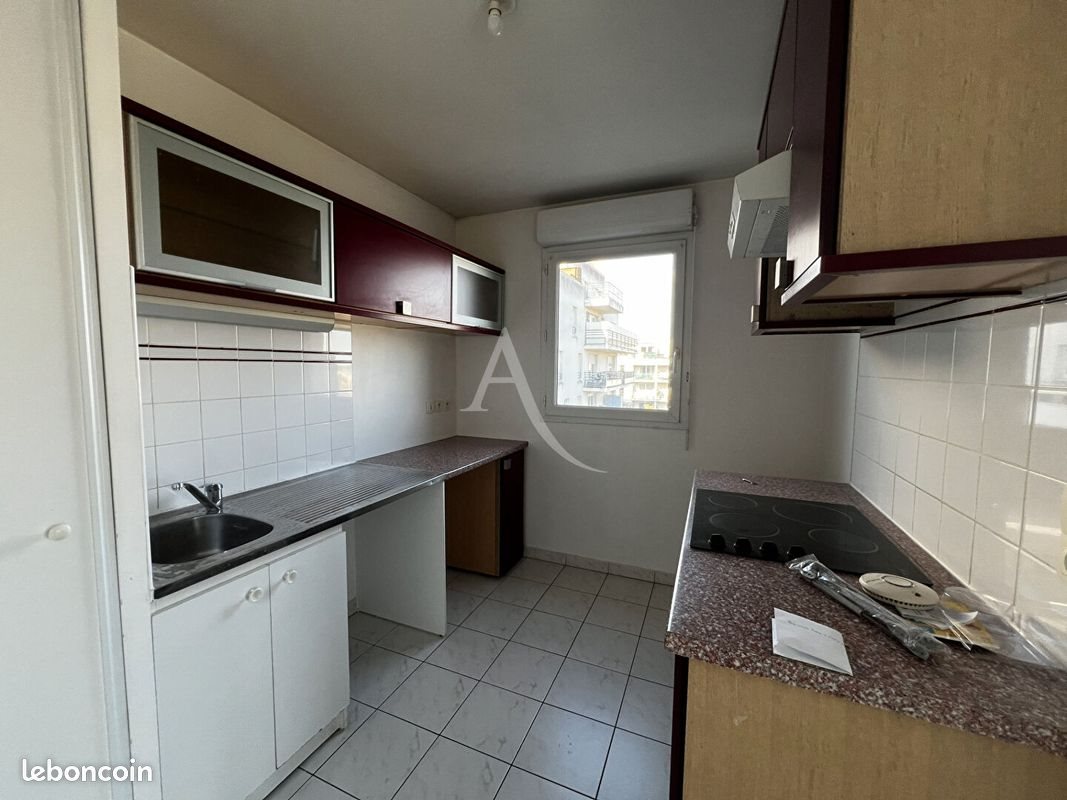 Appartement à louer, 45m², Cergy