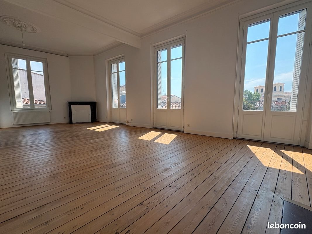 Appartement à louer, 110m², Bordeaux
