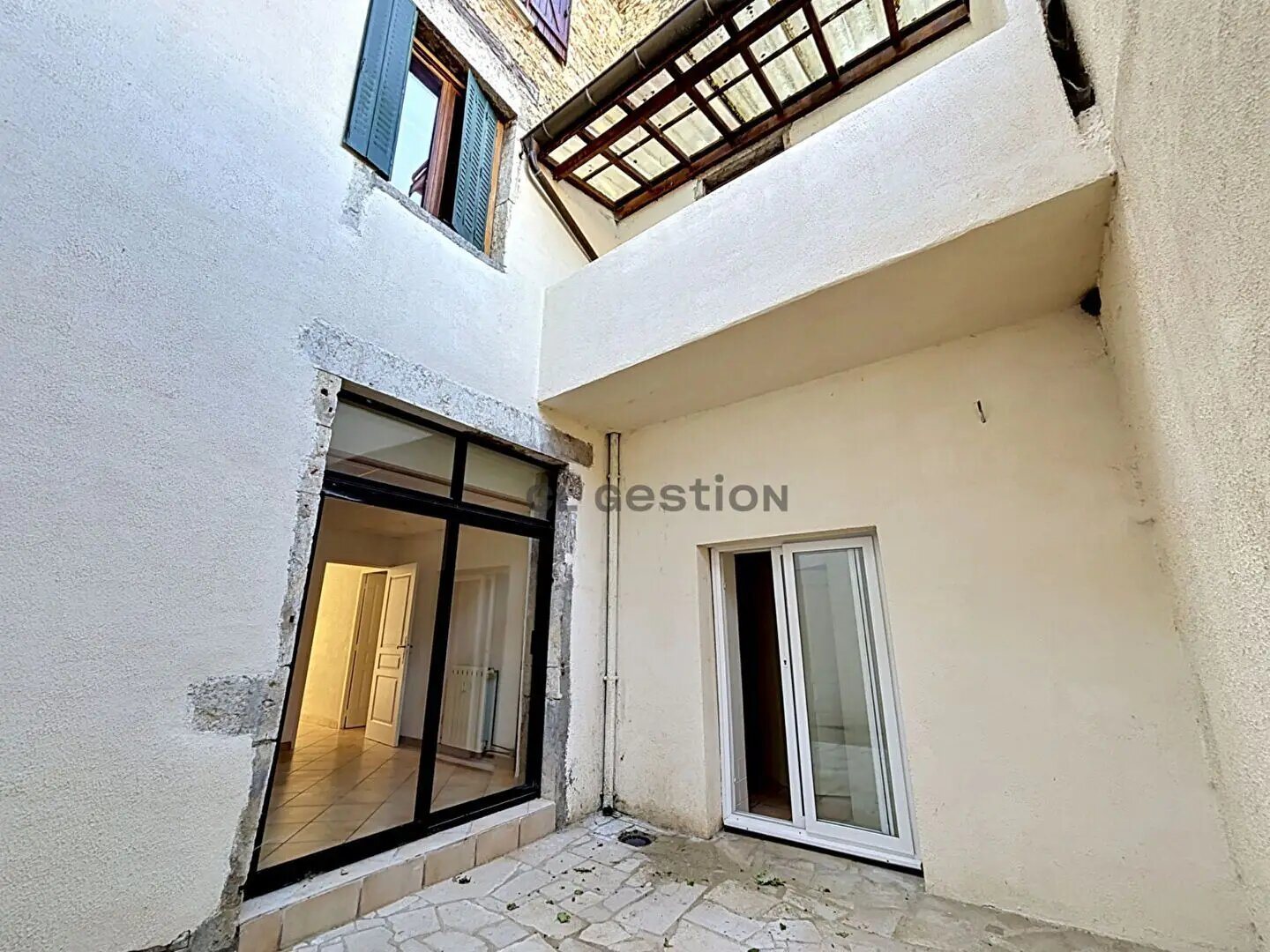 Appartement à louer, 62m², Ambronay