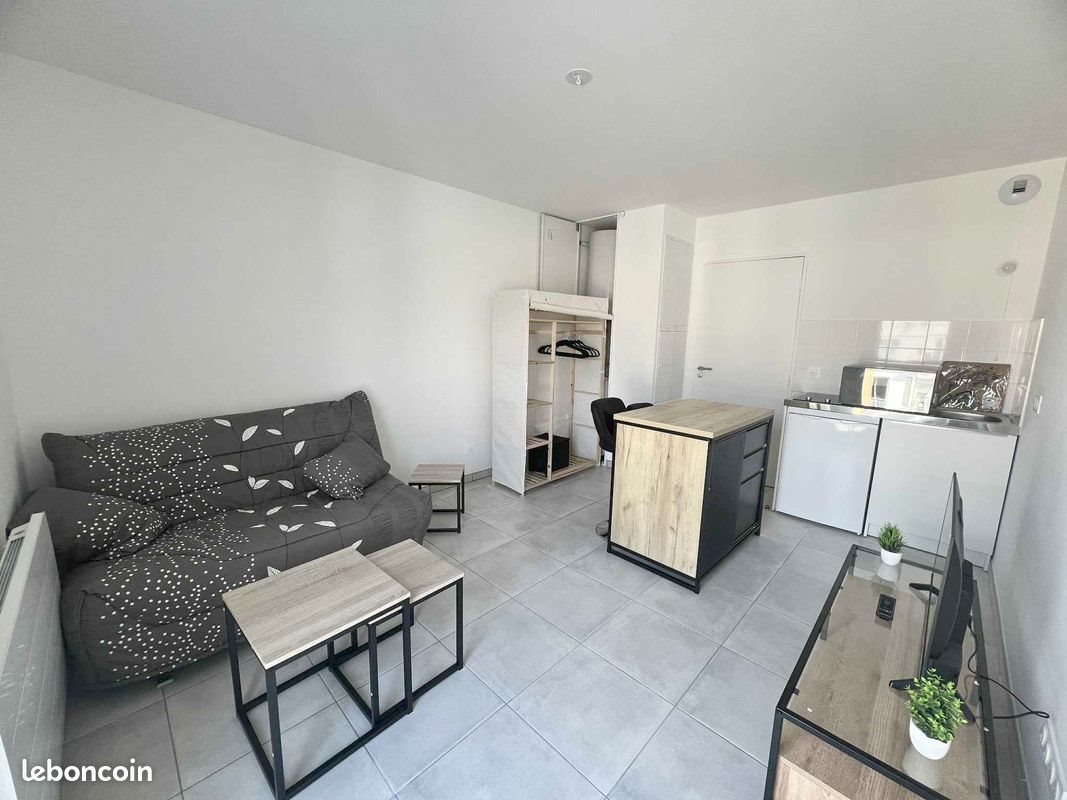 Appartement à louer, 24m², Saint-Etienne