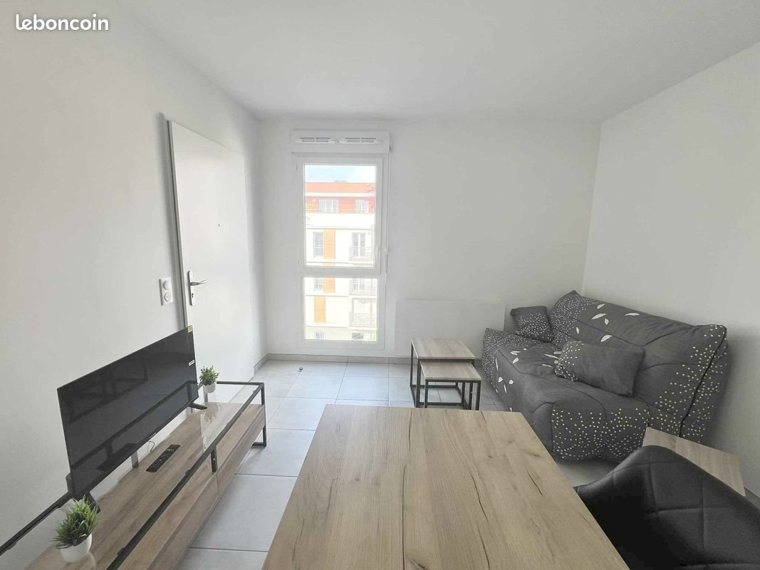 Appartement à louer, 24m², Saint-Etienne