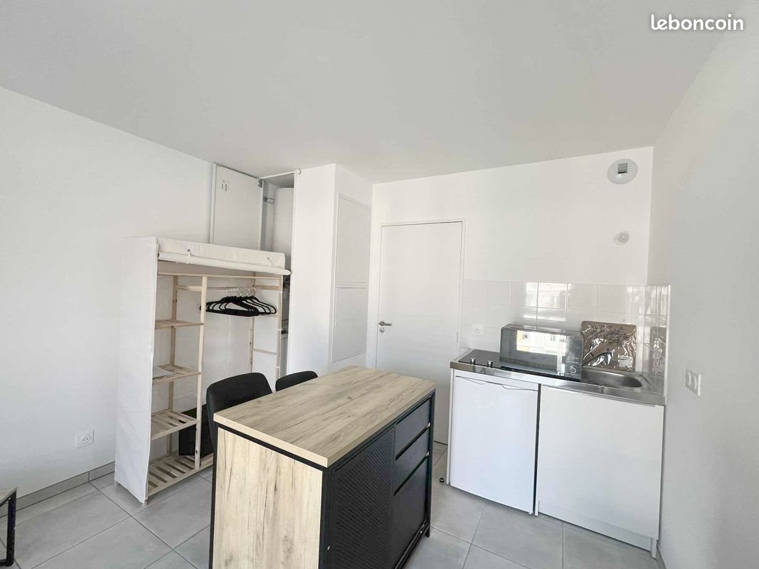 Appartement à louer, 24m², Saint-Etienne