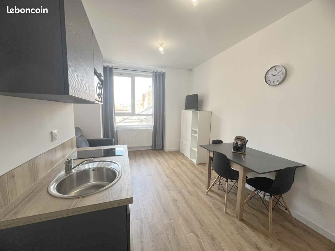 Appartement à louer, 20m², Saint-Etienne