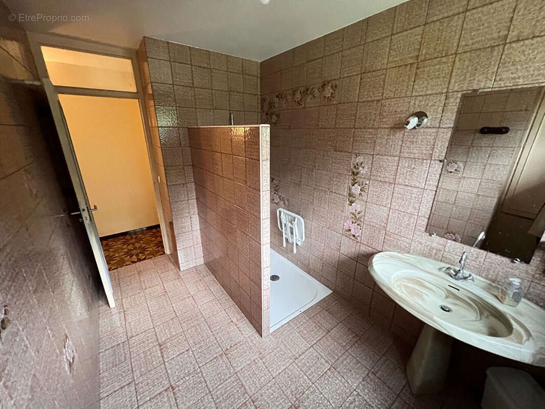 Maison à vendre, 180m², Crécy-la-Chapelle