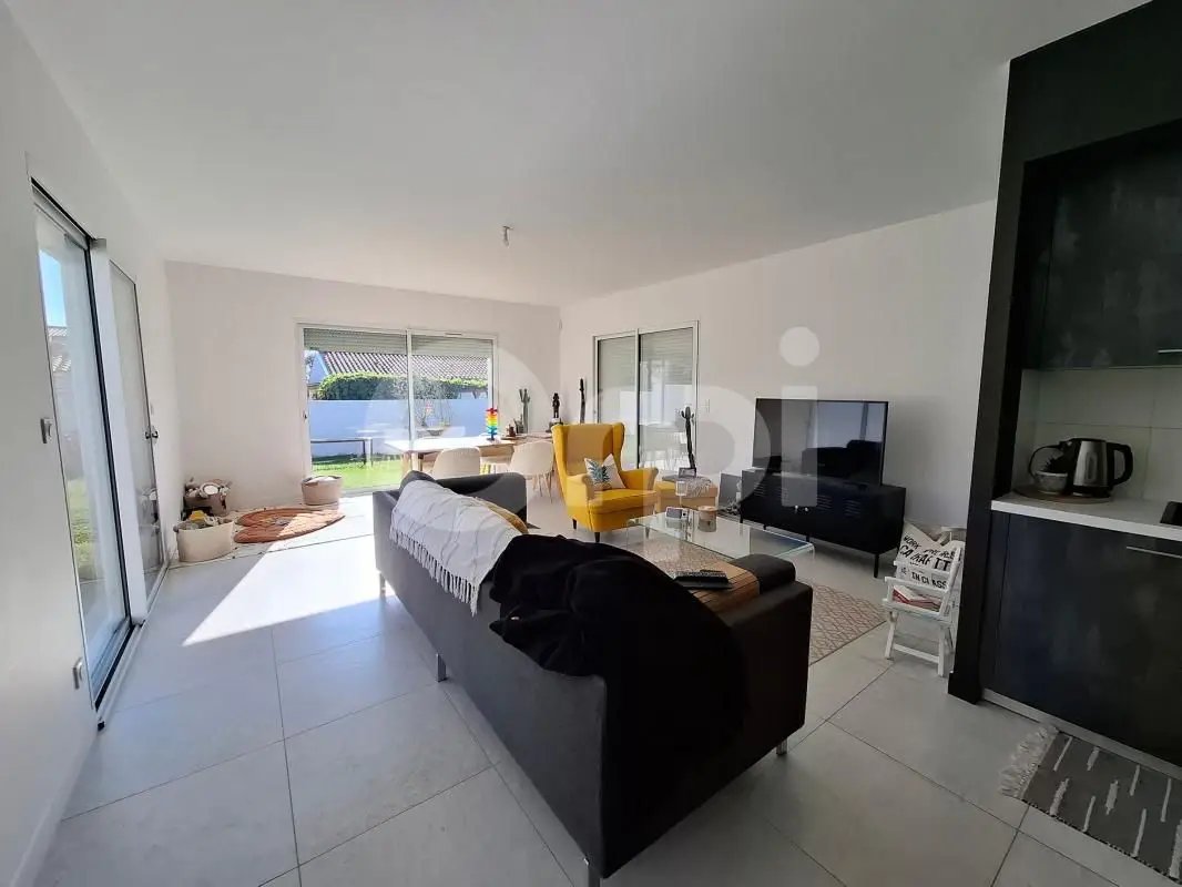 Maison à vendre, 110m², Médis
