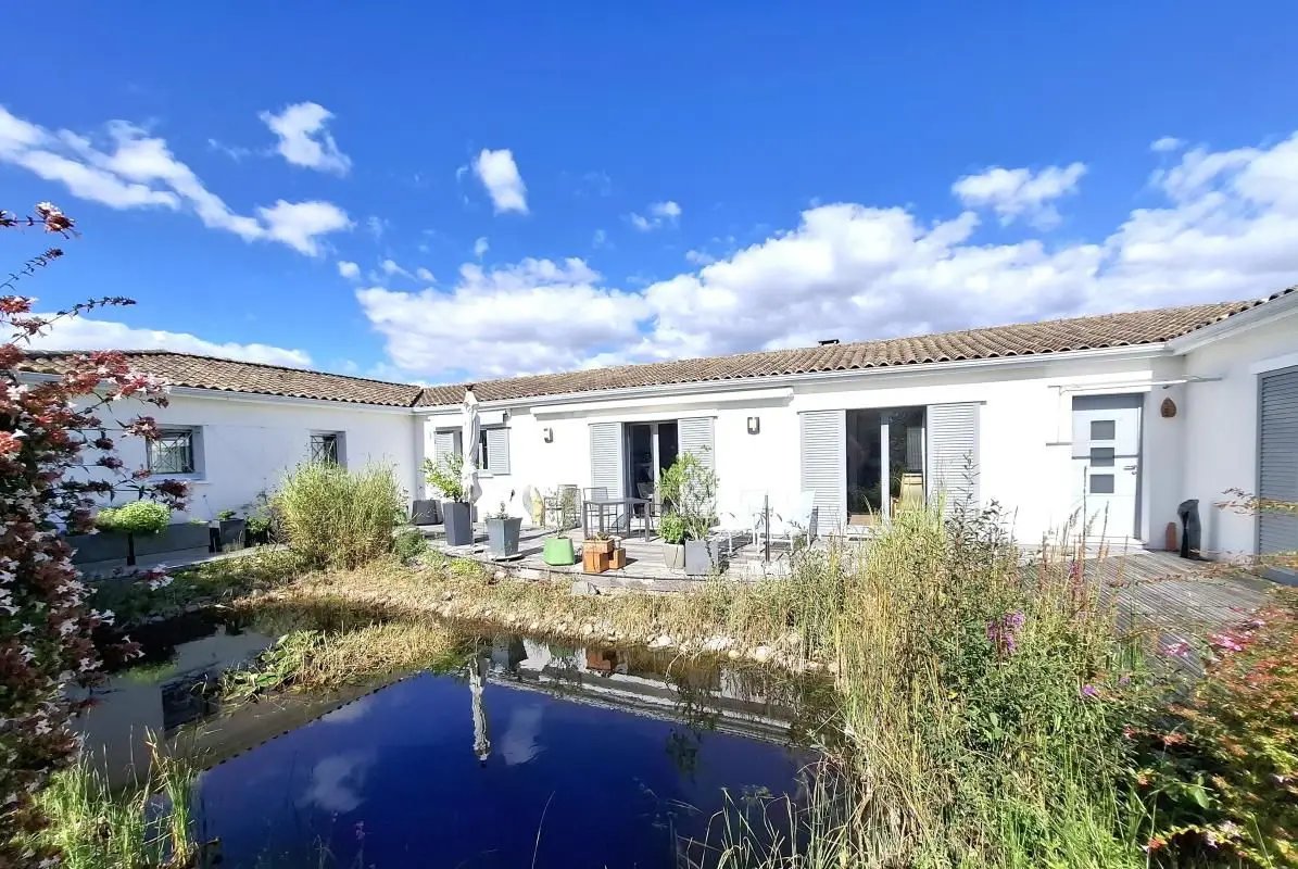 Maison à vendre, 162m², Semussac