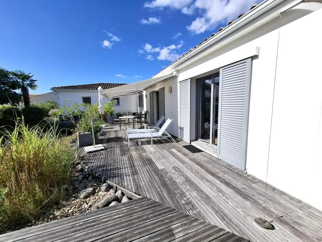 Maison à vendre, 162m², Semussac